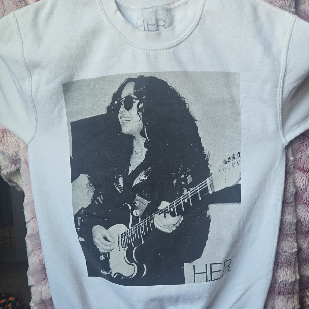 H.E.R. Concert Series Forever 21 Graphic Music Tee